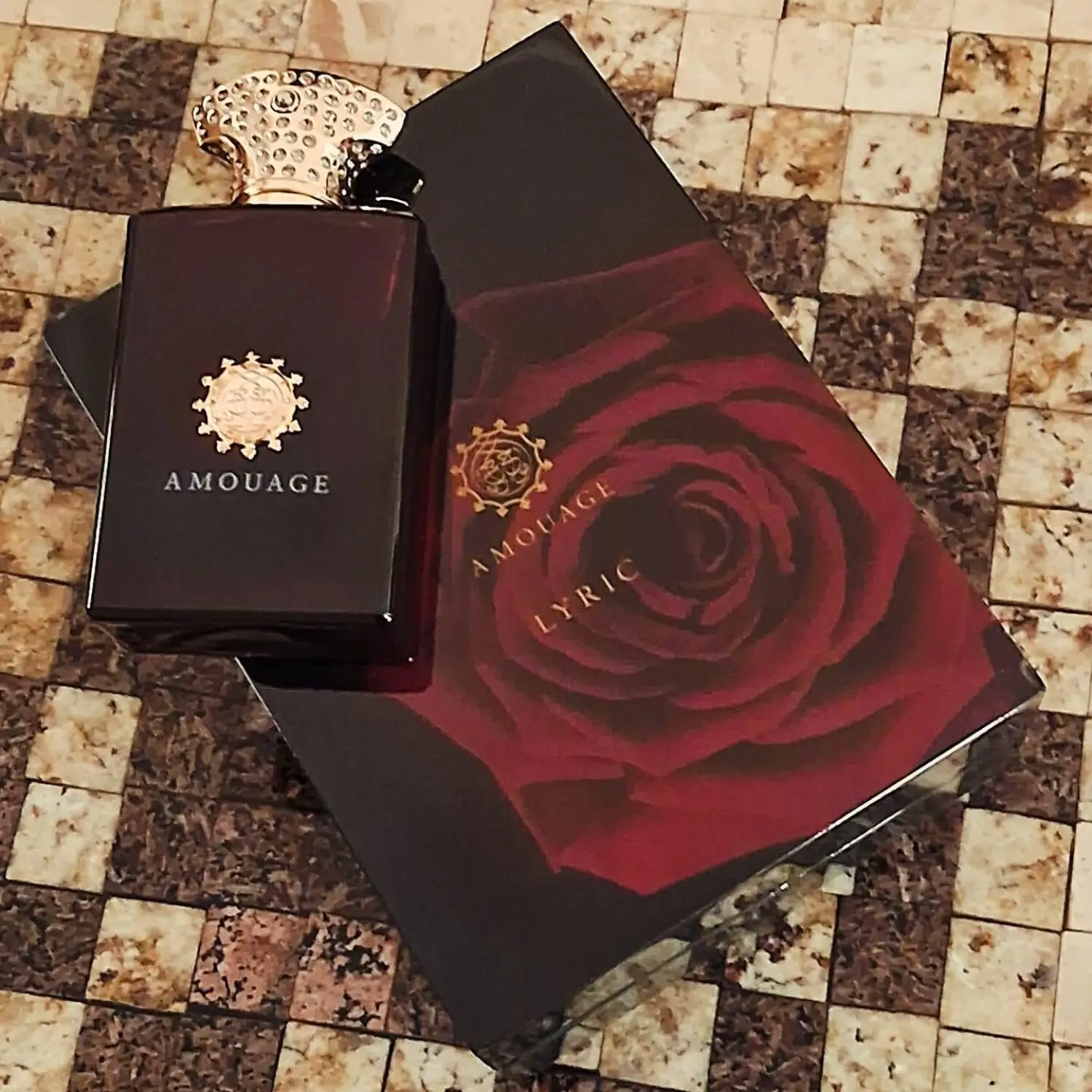 عطر ادکلن آمواج لیریک مردانه | Amouage Lyric Man