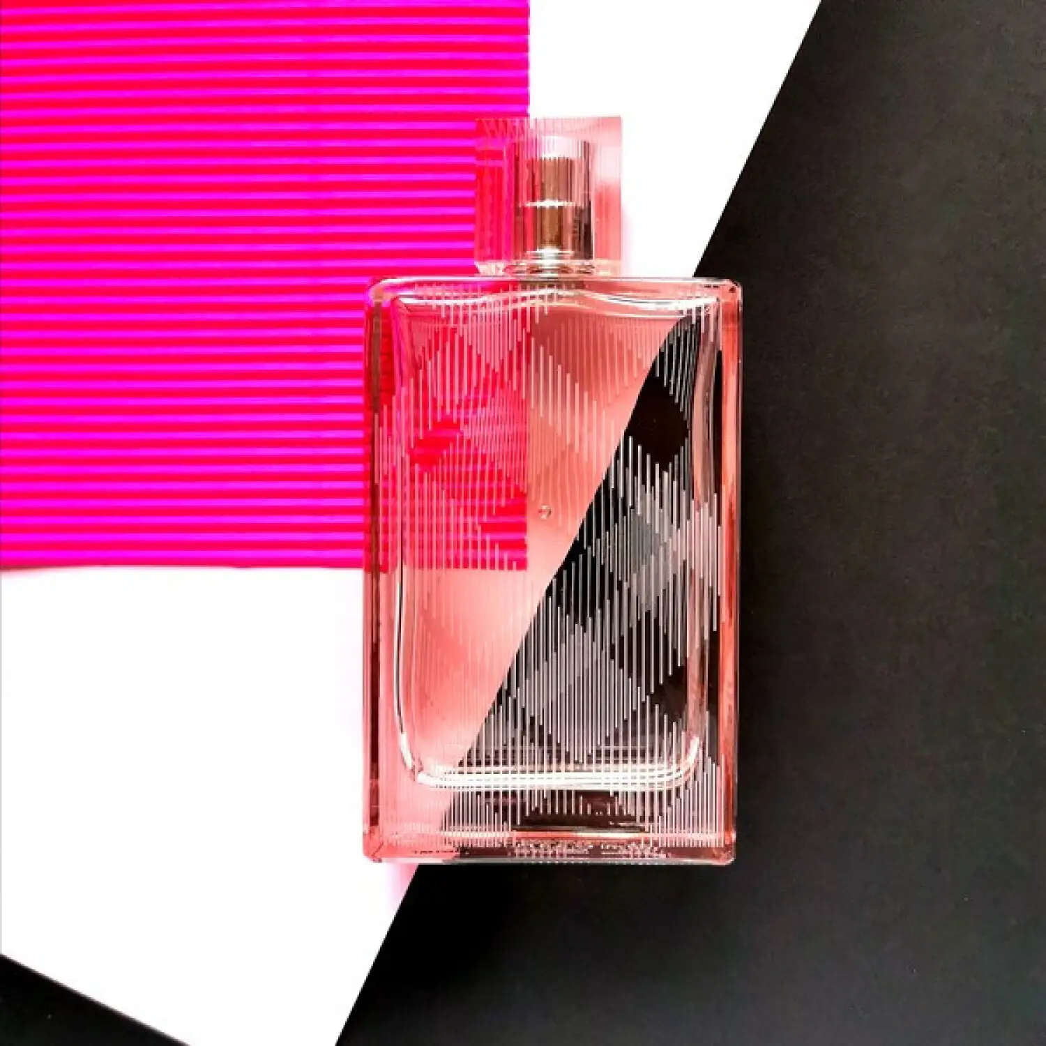 عطر ادکلن باربری بریت شیر | Burberry Brit Sheer (2015)