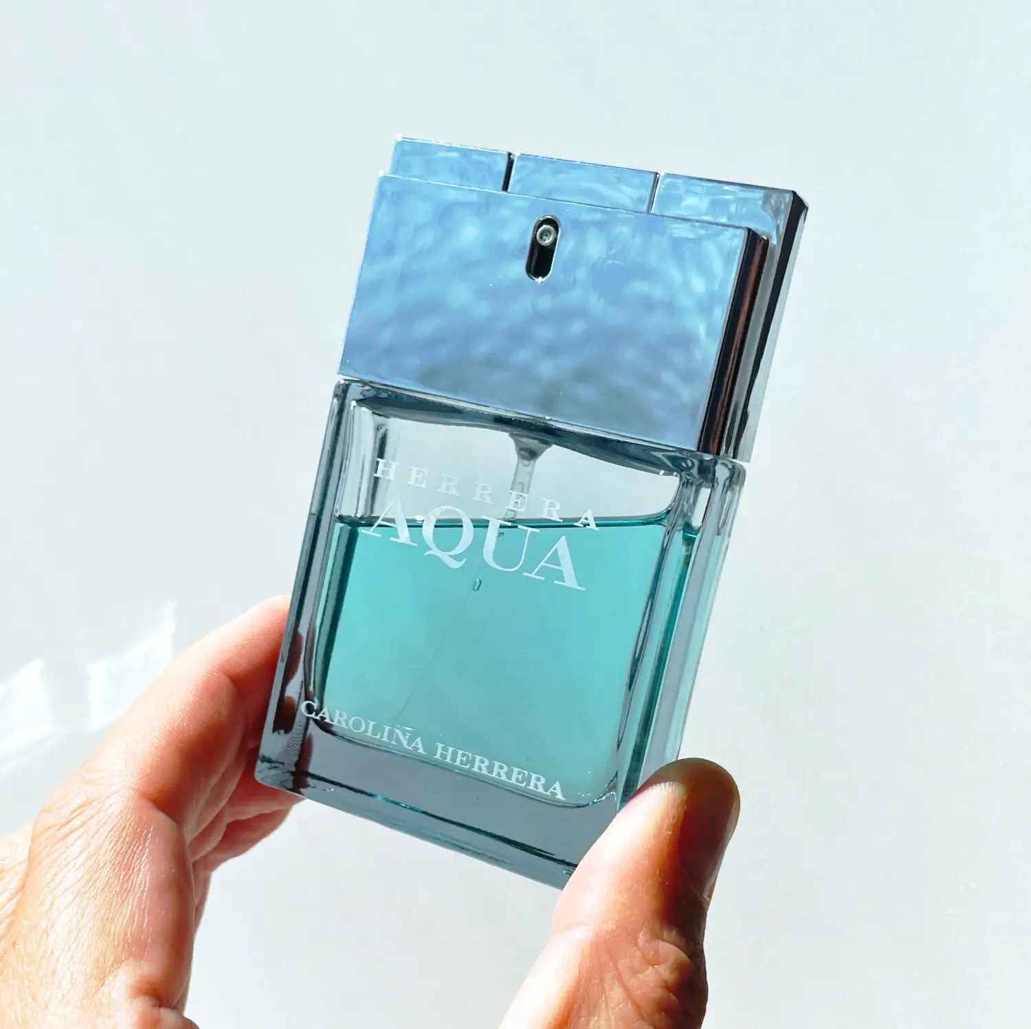 عطر ادکلن کارولینا هررا هررا آکوا | Carolina Herrera Herrera Aqua
