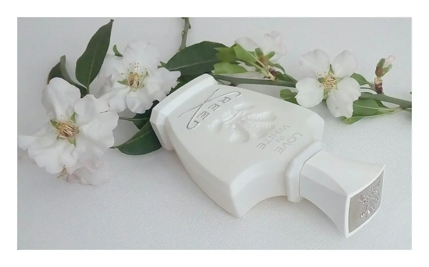 عطر ادکلن کرید لاو این وایت | Creed Love in White
