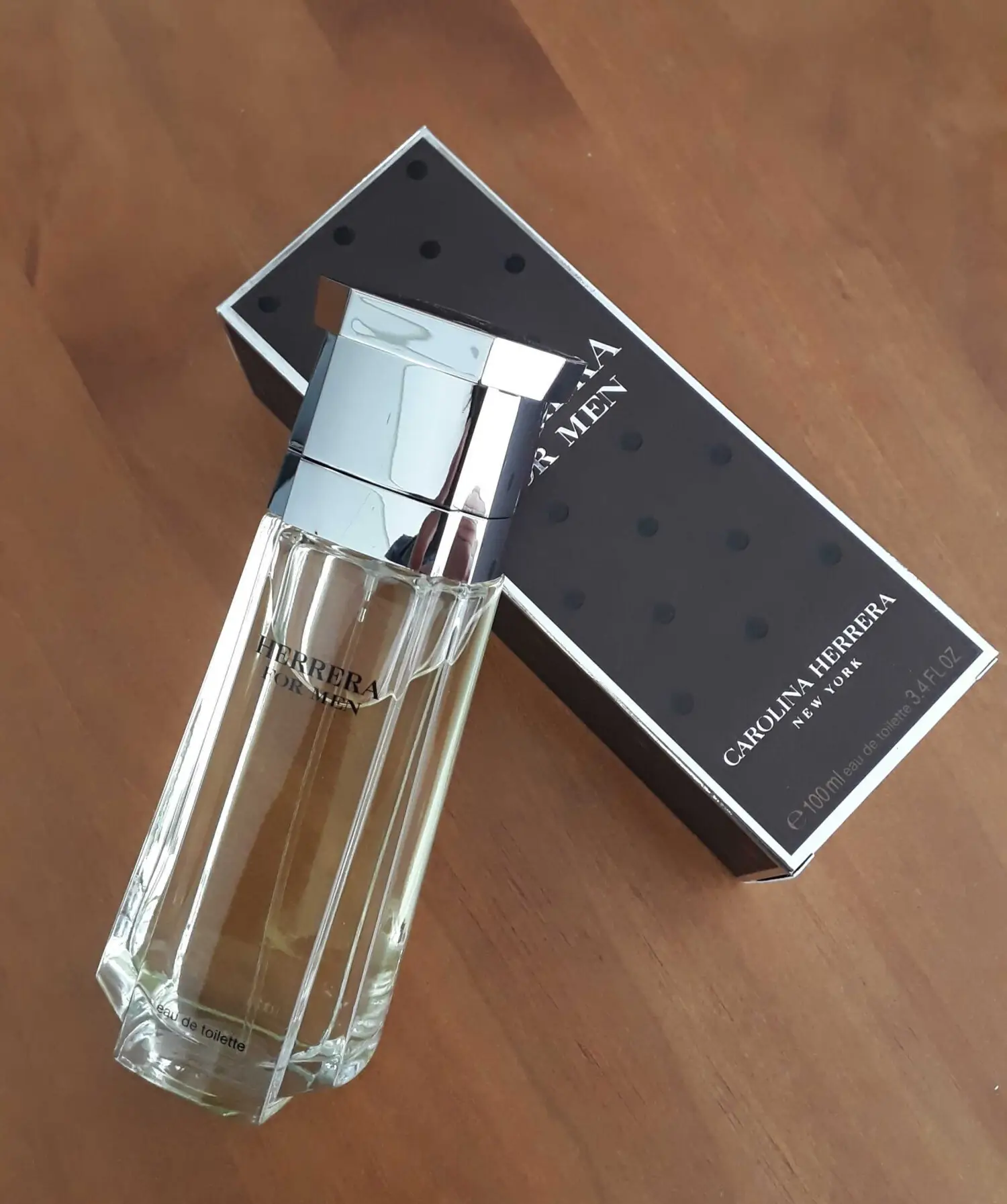 عطر ادکلن کارولینا هررا هررا فور من | Carolina Herrera Herrera For Men