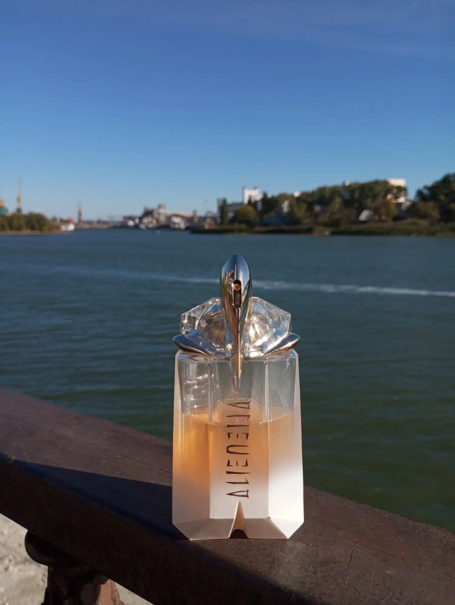 عطر ادکلن تیری موگلر الین او سوبلیم | Mugler Alien Eau Sublime
