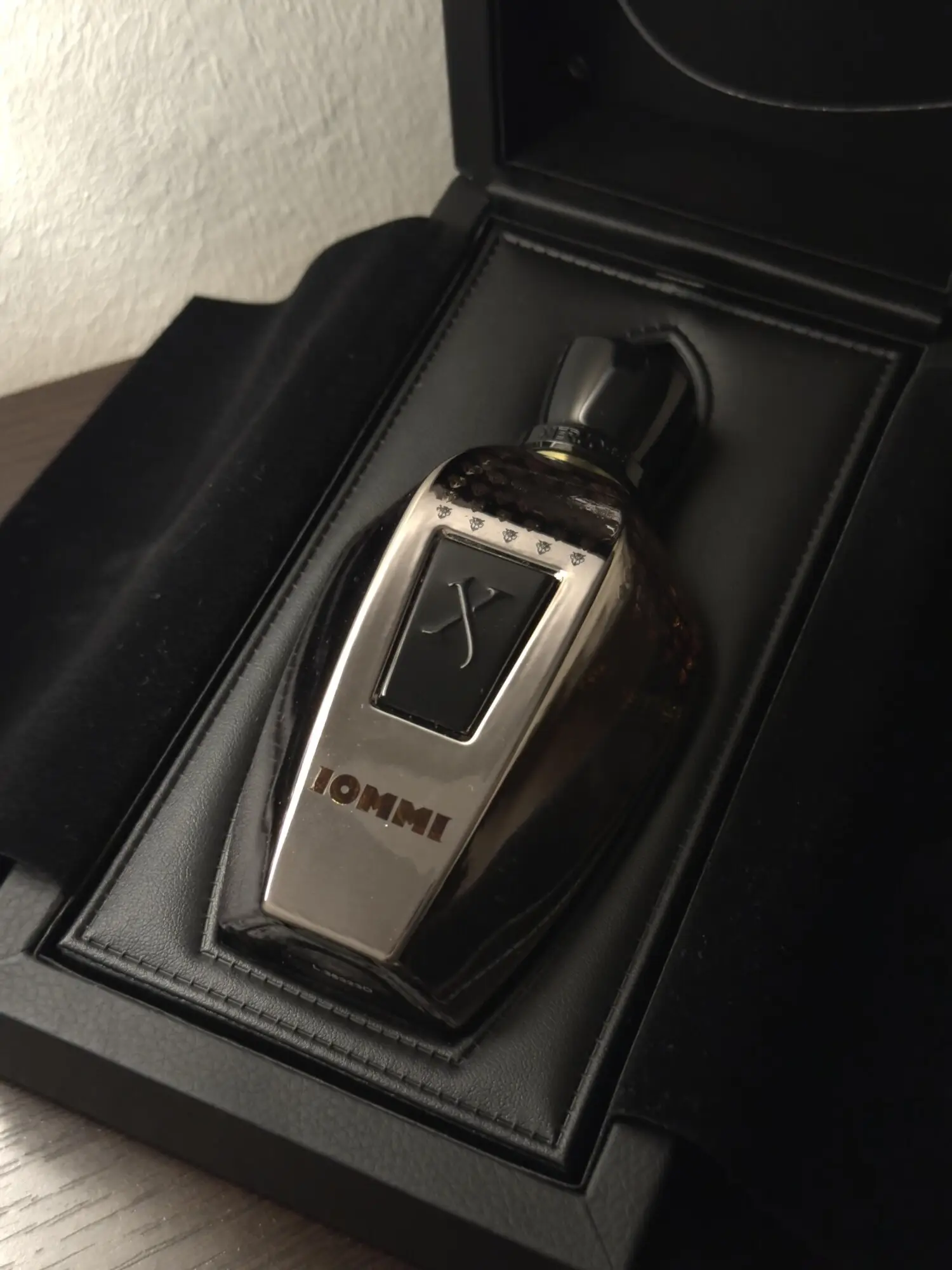 عطر ادکلن زرجوف تونی آیومی مانکی اسپیشیال | Xerjoff Tony Iommi Monkey Special