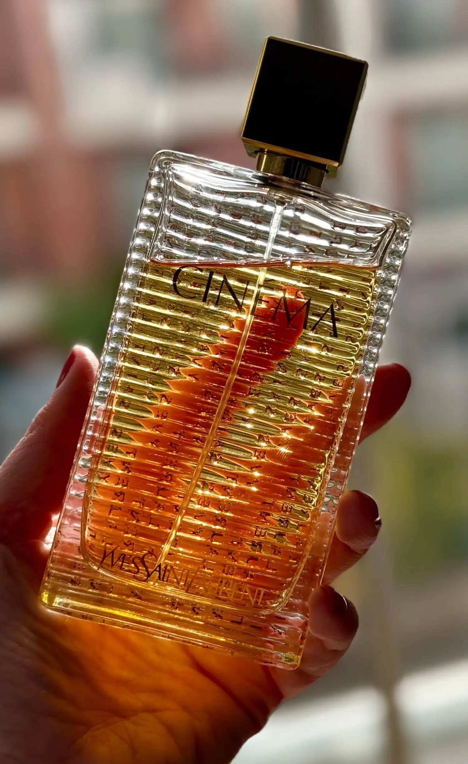 عطر ادکلن ایو سن لورن سینما | Yves Saint Laurent Cinema