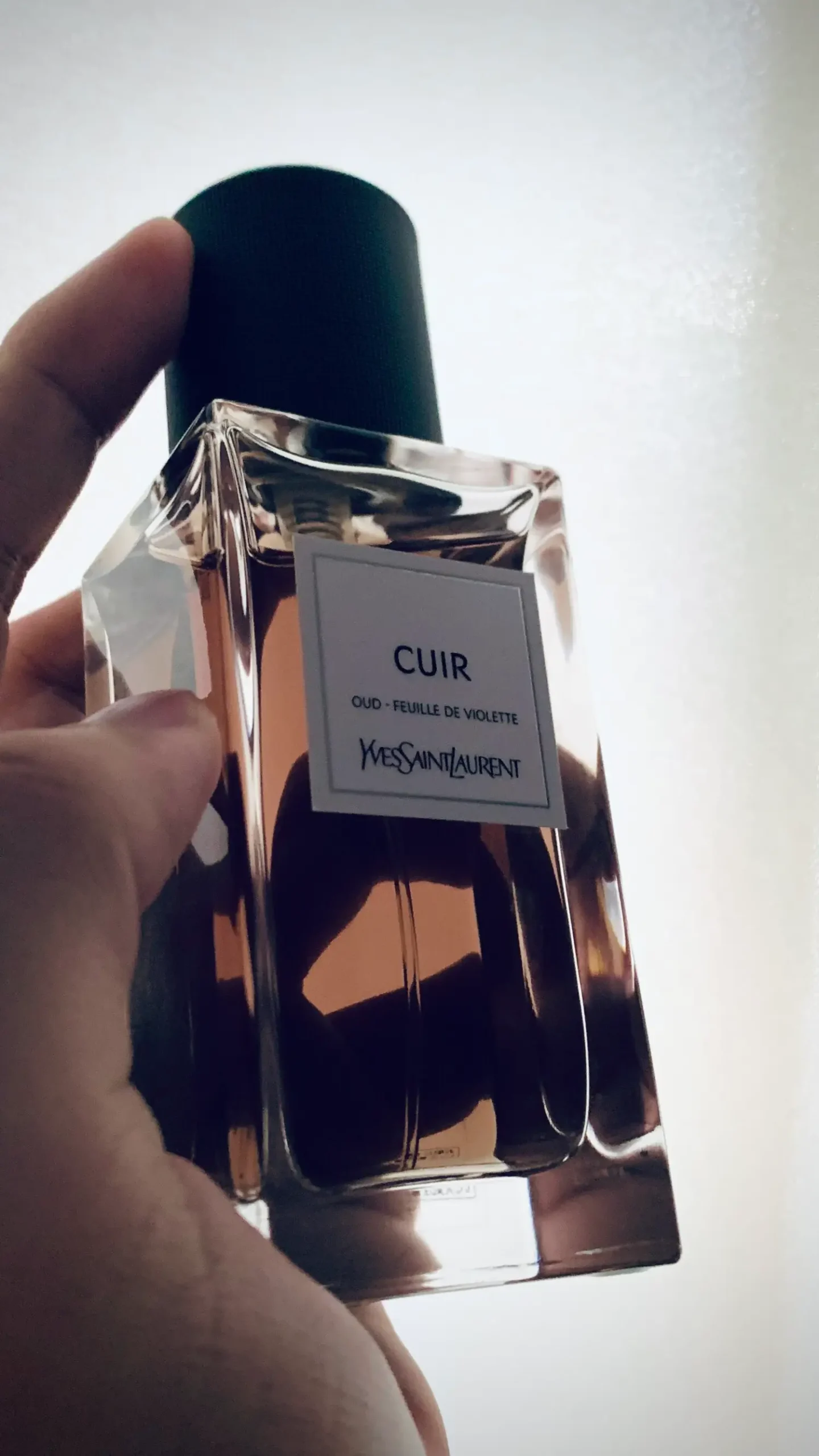 عطر ادکلن ایفسن لورن کویر(کوییغ) | Yves Saint Laurent Cuir (2023)
