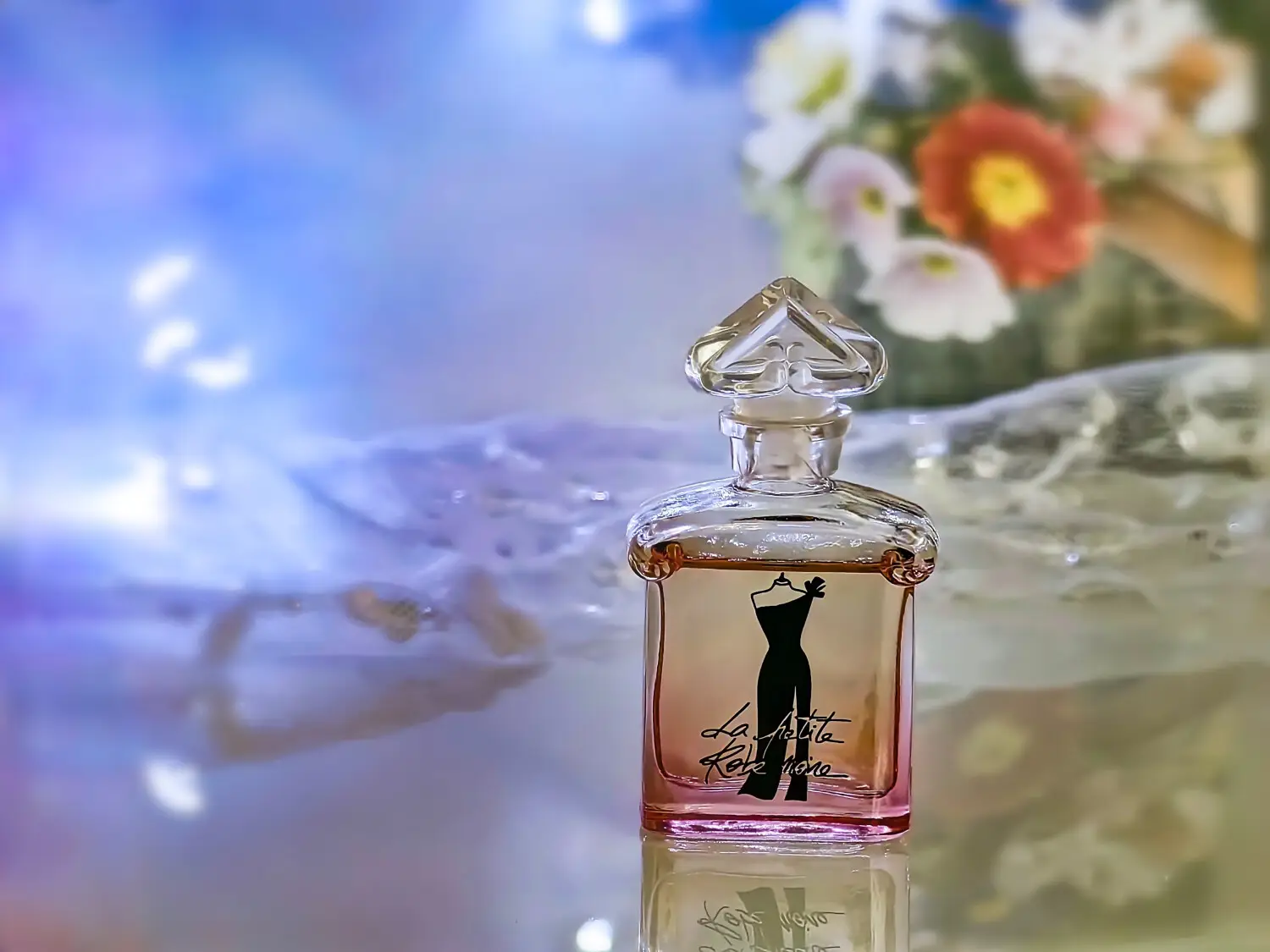 عطر ادکلن گرلن لا پتیت روب نویر کوتور | Guerlain La Petite Robe Noire Couture