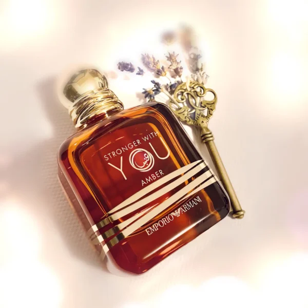 عطر ادکلن جورجیو آرمانی استرانگر ویت یو امبر | Giorgio Armani Emporio Armani Stronger With You Amber