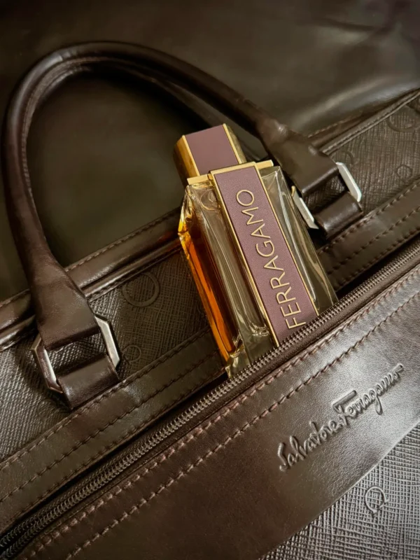عطر ادکلن سالواتوره فراگامو اسپایسی لدر | Salvatore Ferragamo Ferragamo Spicy Leather