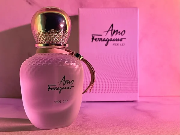 عطر ادکلن سالواتوره فراگامو آمو فراگامو پر لی | Salvatore Ferragamo Amo Ferragamo Per Lei