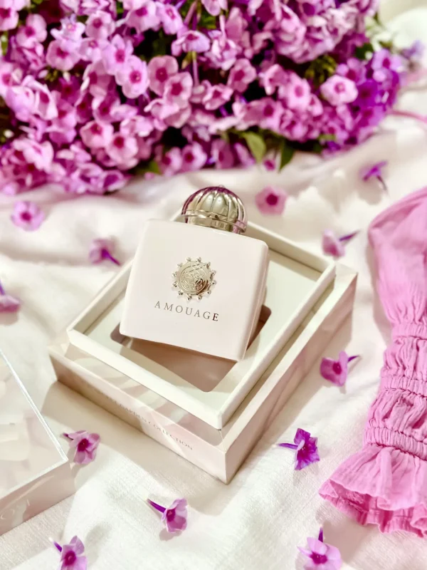عطر ادکلن آمواج لاو تیوب رز | Amouage Love Tuberose