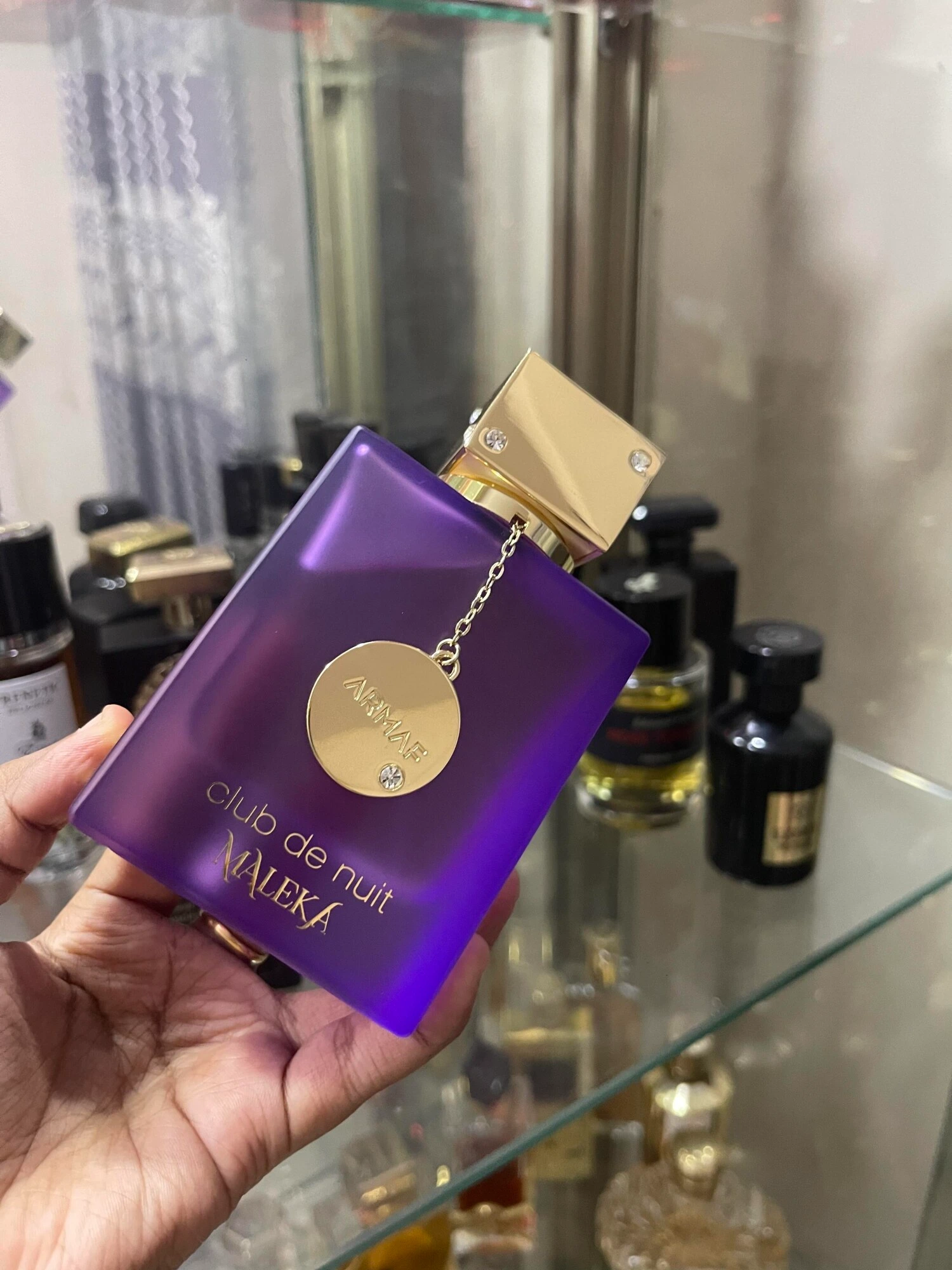 عطر ادکلن آرماف کلاب د نویت ملکه | Armaf Club De Nuit Maleka