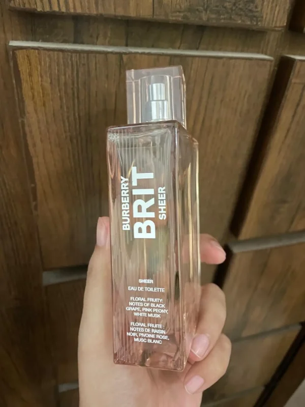 عطر ادکلن باربری بریت شیر | Burberry Brit Sheer (2015)