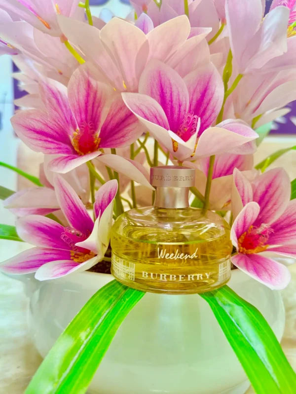 عطر ادکلن باربری ویکند زنانه | Burberry Weekend for Women