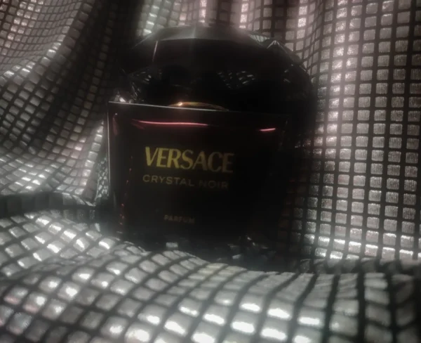 عطر ادکلن ورساچه کریستال نویر پرفیوم | Versace Crystal Noir Parfum