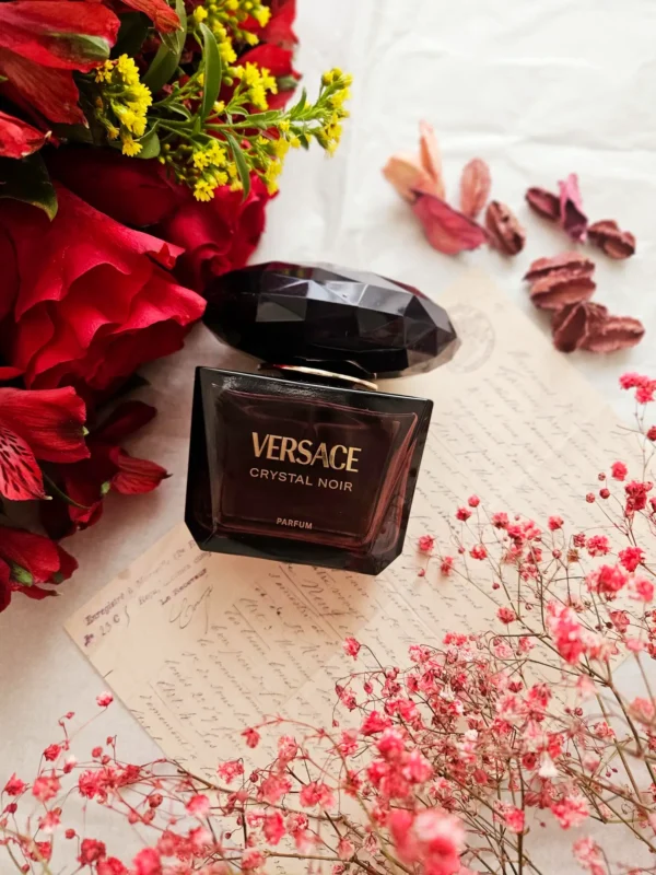 عطر ادکلن ورساچه کریستال نویر پرفیوم | Versace Crystal Noir Parfum