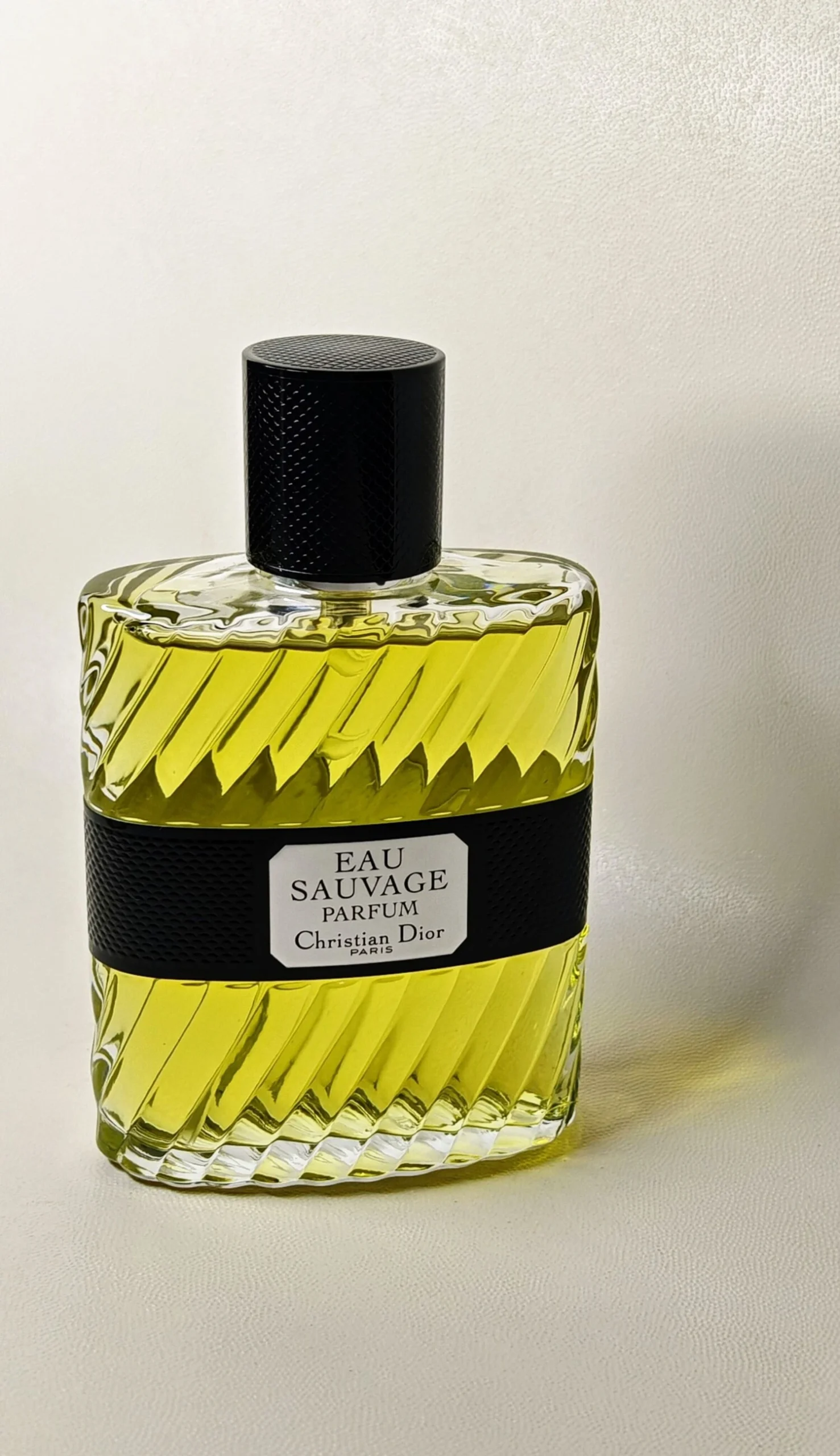 عطر ادکلن دیور او ساواج پرفیوم 2017 | Dior Eau Sauvage Parfum 2017