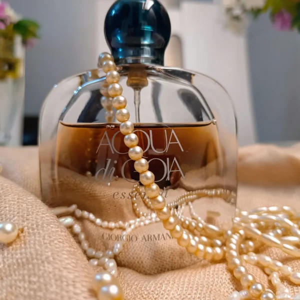 عطر ادکلن جورجیو آرمانی آکوا دی جیوا اسنزا | Giorgio Armani Acqua di Gioia Essenza