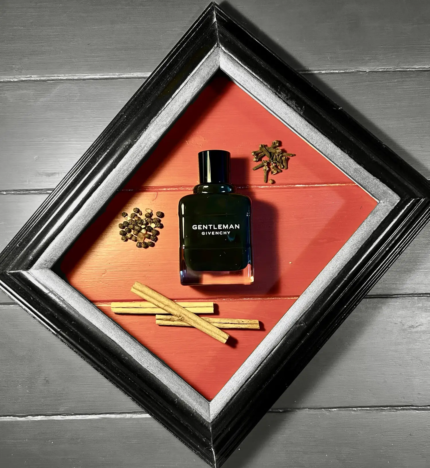 عطر ادکلن جیوانچی جنتلمن | Givenchy Gentleman