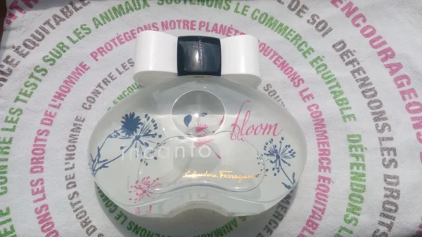 عطر ادکلن سالواتوره فراگامو اینکانتو بلوم | Salvatore Ferragamo Incanto Bloom