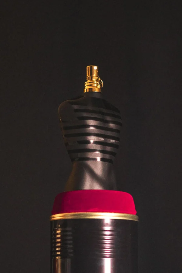 عطر ادکلن ژان پل گوتیه له میل له پرفیوم | Jean Paul Gaultier Le Male Le Parfum