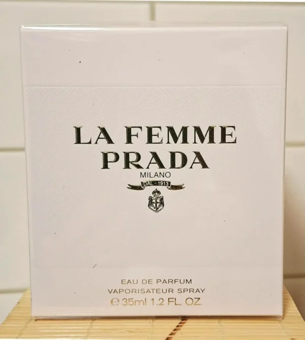 عطر ادکلن پرادا پرادا لا فم | Prada Prada La Femme