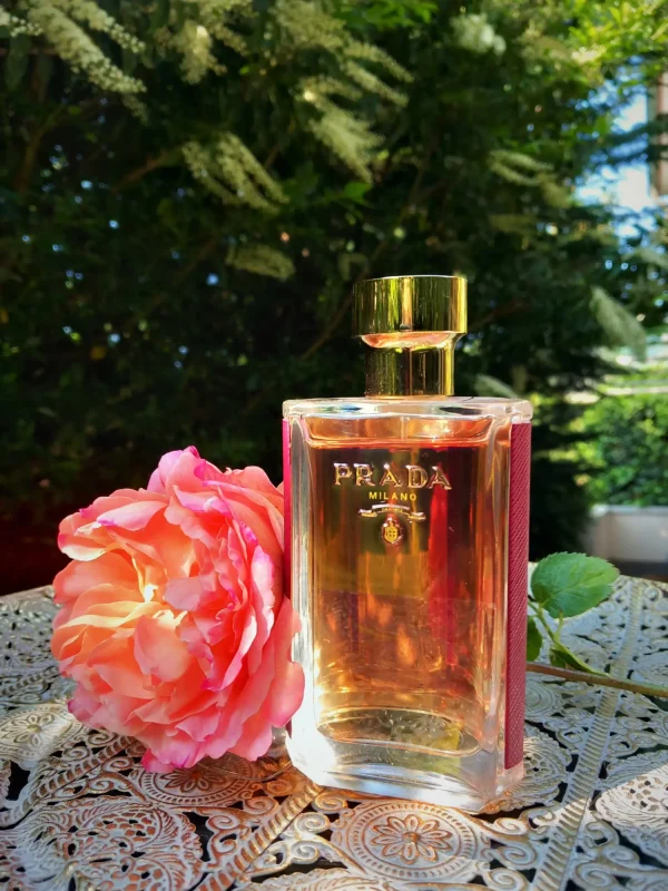 عطر ادکلن پرادا لا فم اینتنس | Prada La Femme Intense