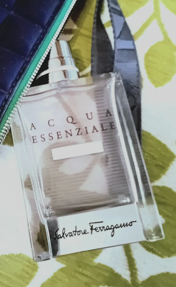 عطر ادکلن سالواتوره فراگامو آکوا اسنزیال | Salvatore Ferragamo Acqua Essenziale