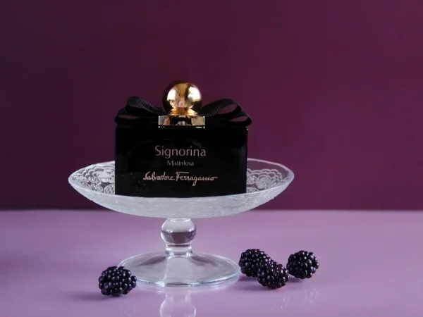 عطر ادکلن سالواتوره فراگامو سیگنورینا میستریوسا | Salvatore Ferragamo Signorina Misteriosa