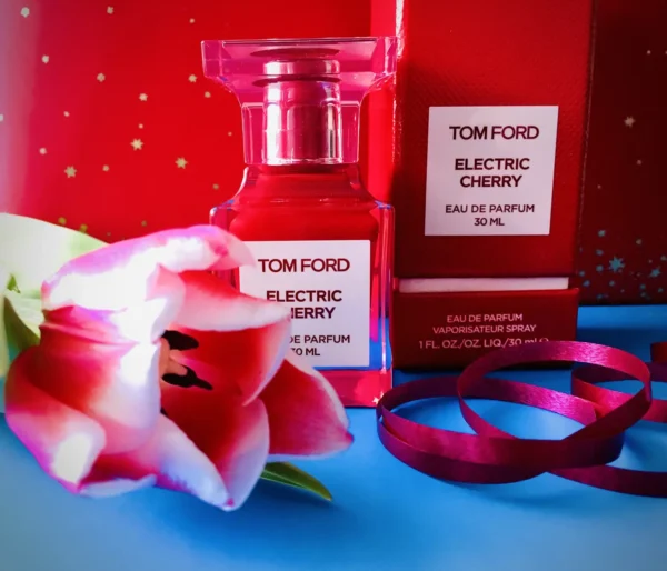 عطر ادکلن تام فورد الکتریک چری | Tom Ford Electric Cherry