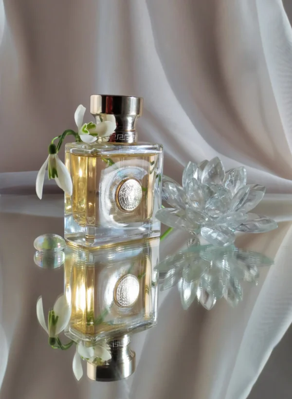 عطر ادکلن ورساچه پور فم | Versace Versace Pour Femme