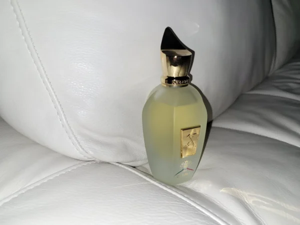 عطر ادکلن زرجوف زفیرو | Xerjoff XJ 1861 Zefiro