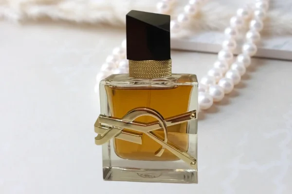 عطر ادکلن ایو سن لورن لیبر اینتنس | Yves Saint Laurent Libre Intense