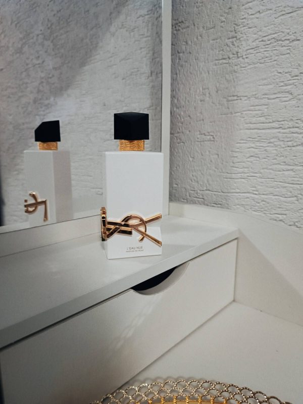 عطر ادکلن ایو سن لوران لیبر لو نو | Yves Saint Laurent Libre L’Eau Nue