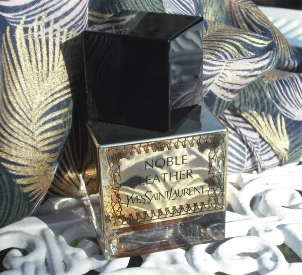 عطر ادکلن ایو سن لورن نوبل لدر | Yves Saint Laurent Noble Leather
