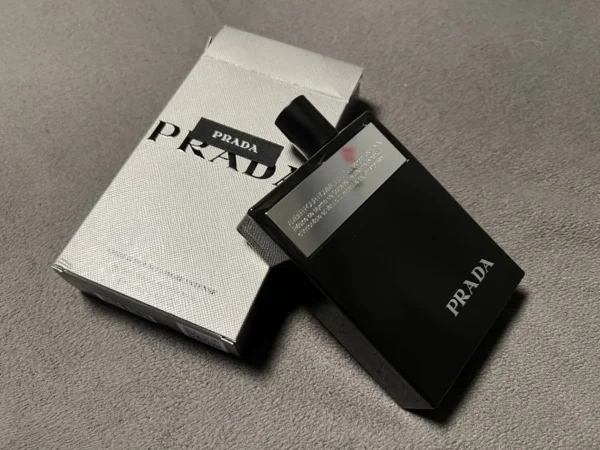 عطر ادکلن پرادا پرادا امبر پور هوم اینتنس | Prada Prada Amber Pour Homme Intense